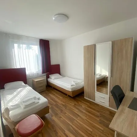 Othman Hannoversche Strasse 23 * Hannover